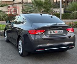 Chrysler 200